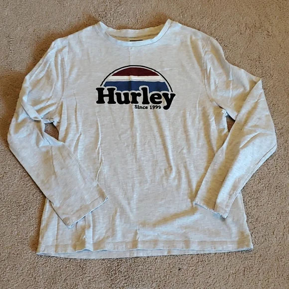 2 Hurley long sleeve shirts - Picture 3 of 4